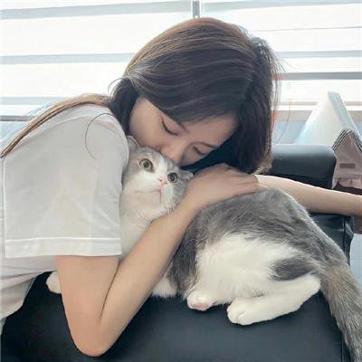 那些爱人封面